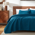 Sleep Zone Ultrasonic Scroll Quilt Set