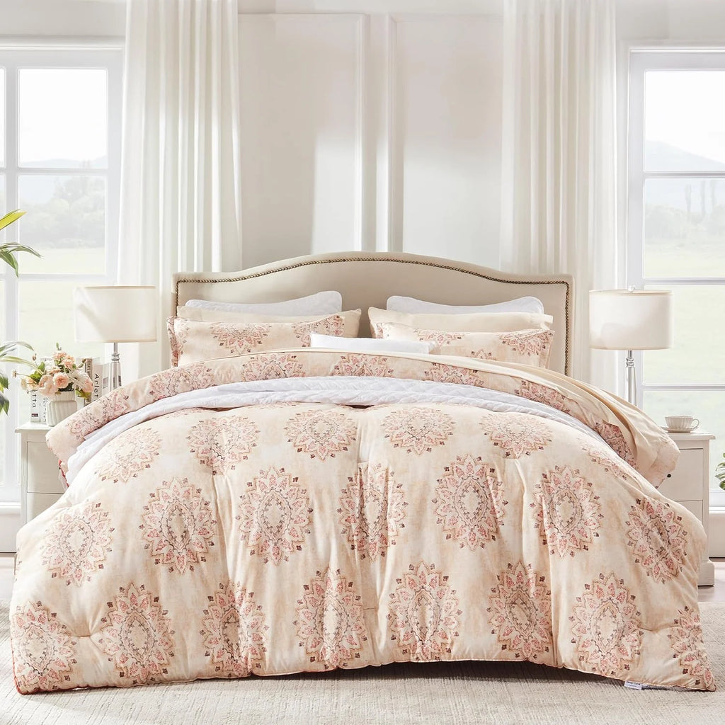Luxury Craftsmanship Comforter Set
