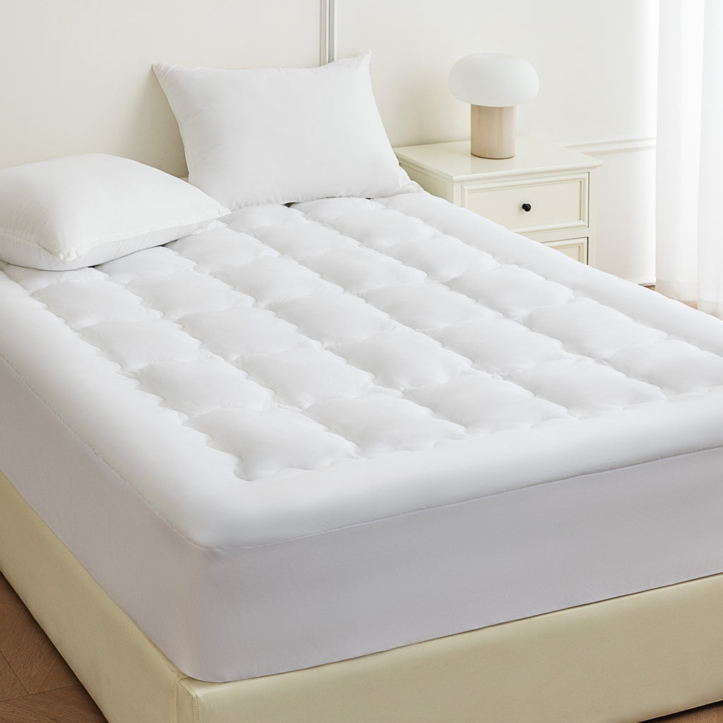 Quilted Mattress Pad, Soft Fluffy Pillow Top Mattress Topper