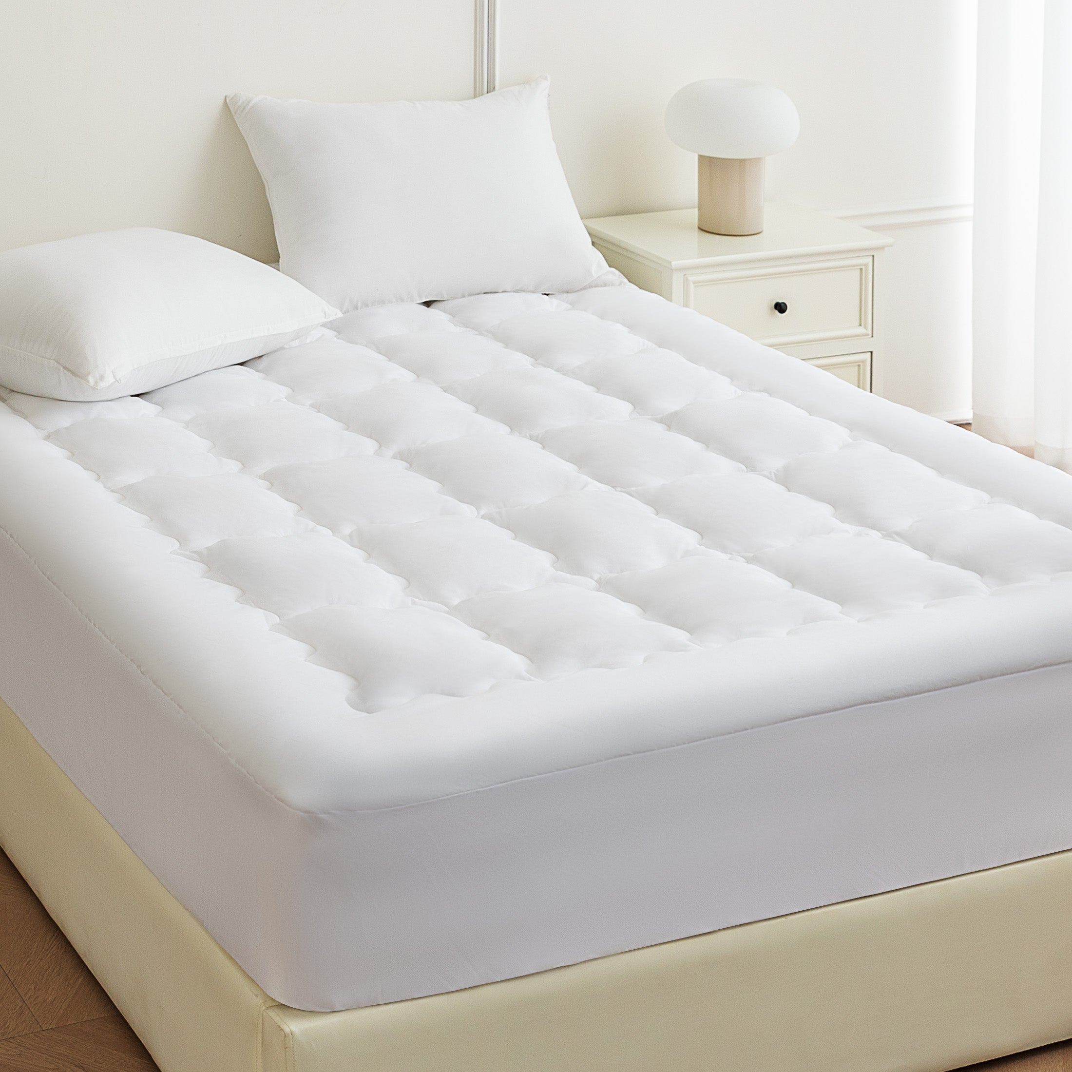 Quilted Mattress Pad, Soft Fluffy Pillow Top Mattress Topper
