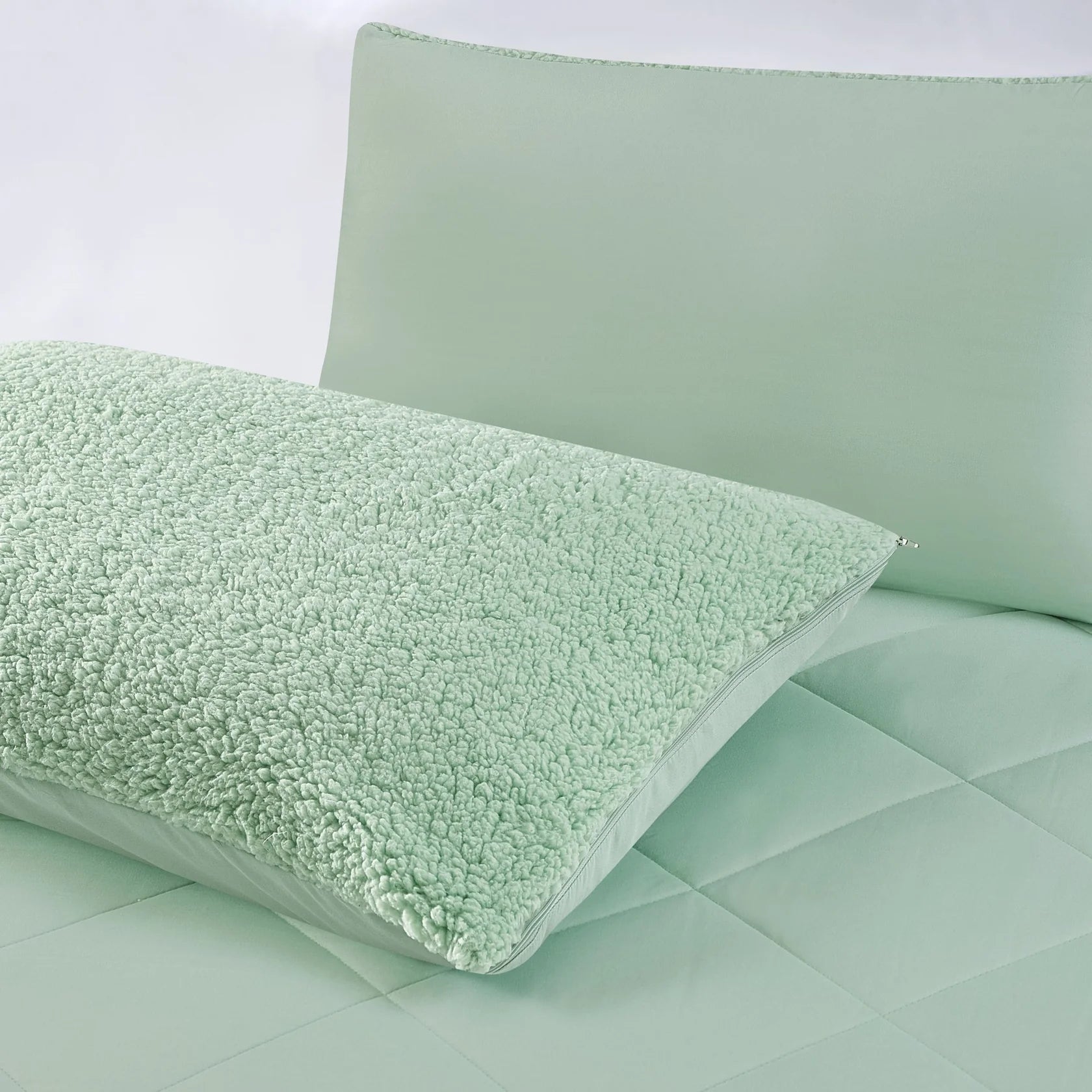 Flannel Pinch Pleat Comforter Set, Soft Velvet-Like Warm Bedding, All Season Cozy Bed Set with Hollow Fiber Fill