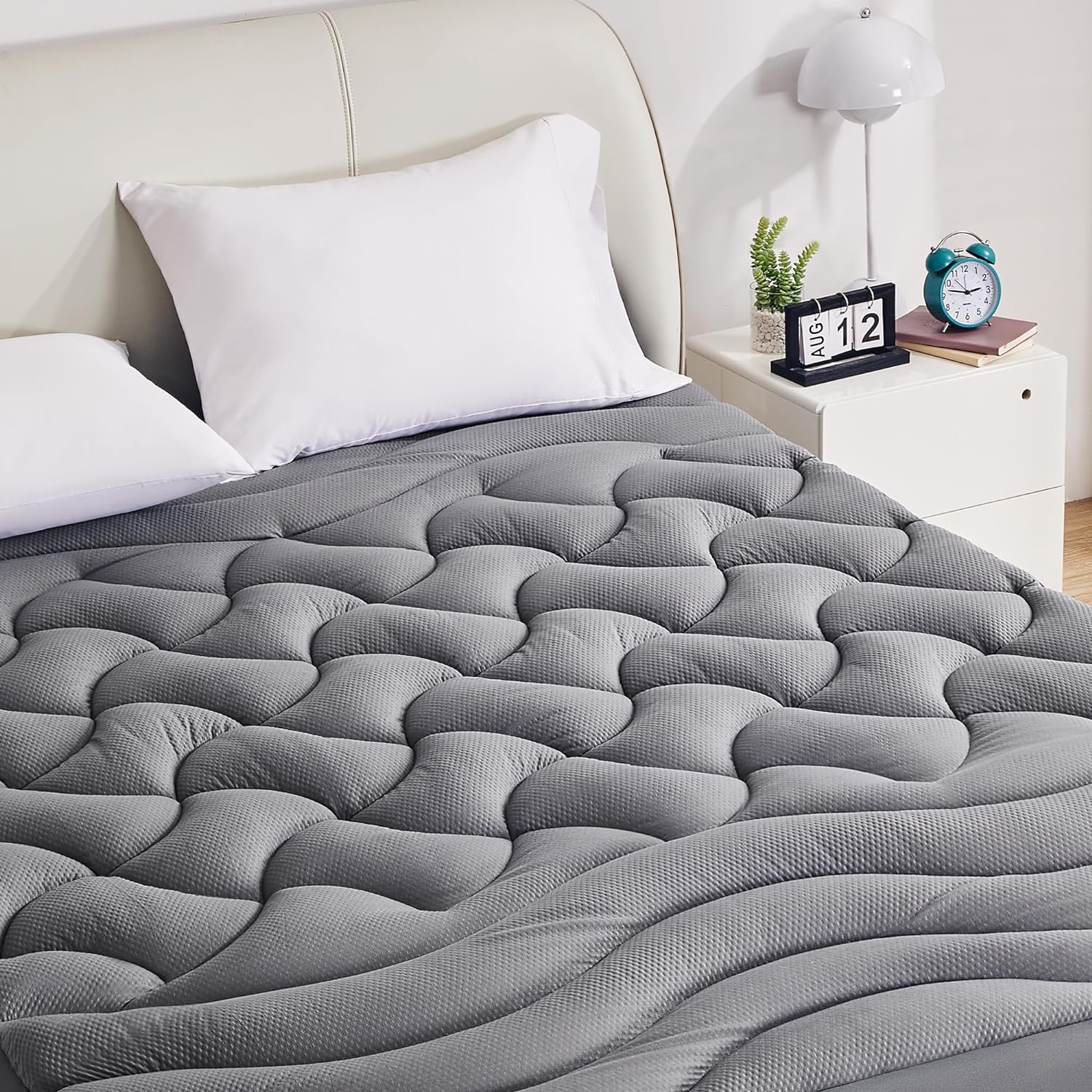 Waterproof Cooling Mattress Topper - Extra Thick with Deep Pockets