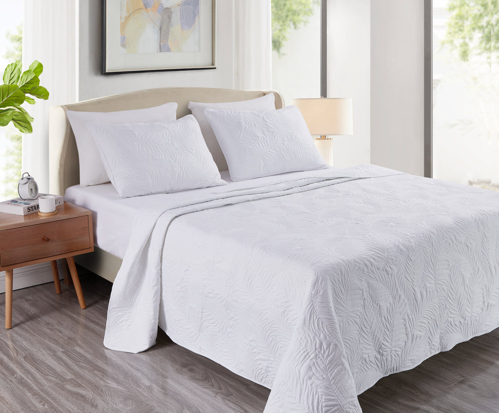 Leaf Pattern Lightweight All Season Quilt Set, Ultra Soft Brushed Microfiber Bedspread, Machine Washable