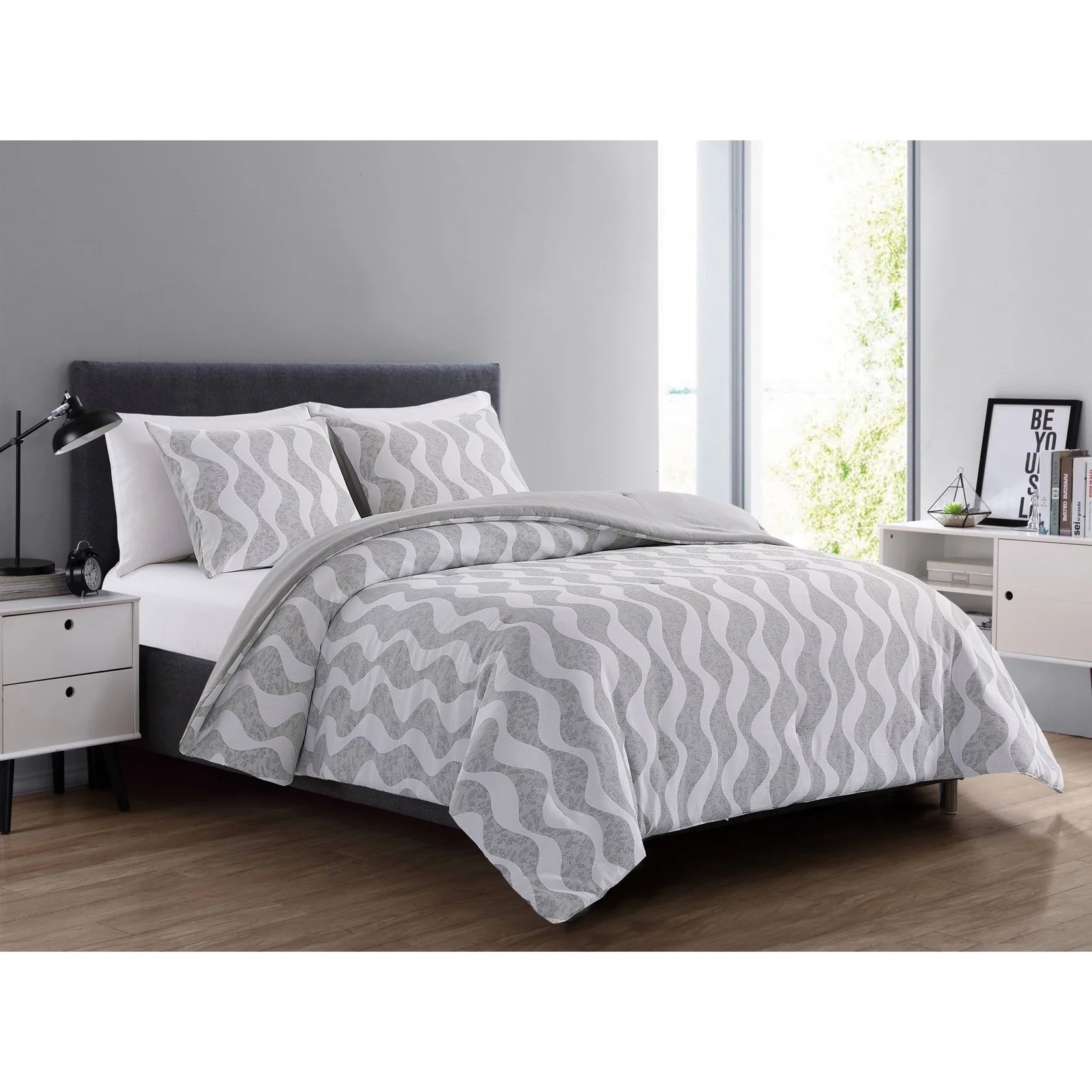 Geometric Printed Bed-in-a-Bag Comforter Set, All Season Lightweight Bedding with Soft Microfiber Fill, Machine Washable