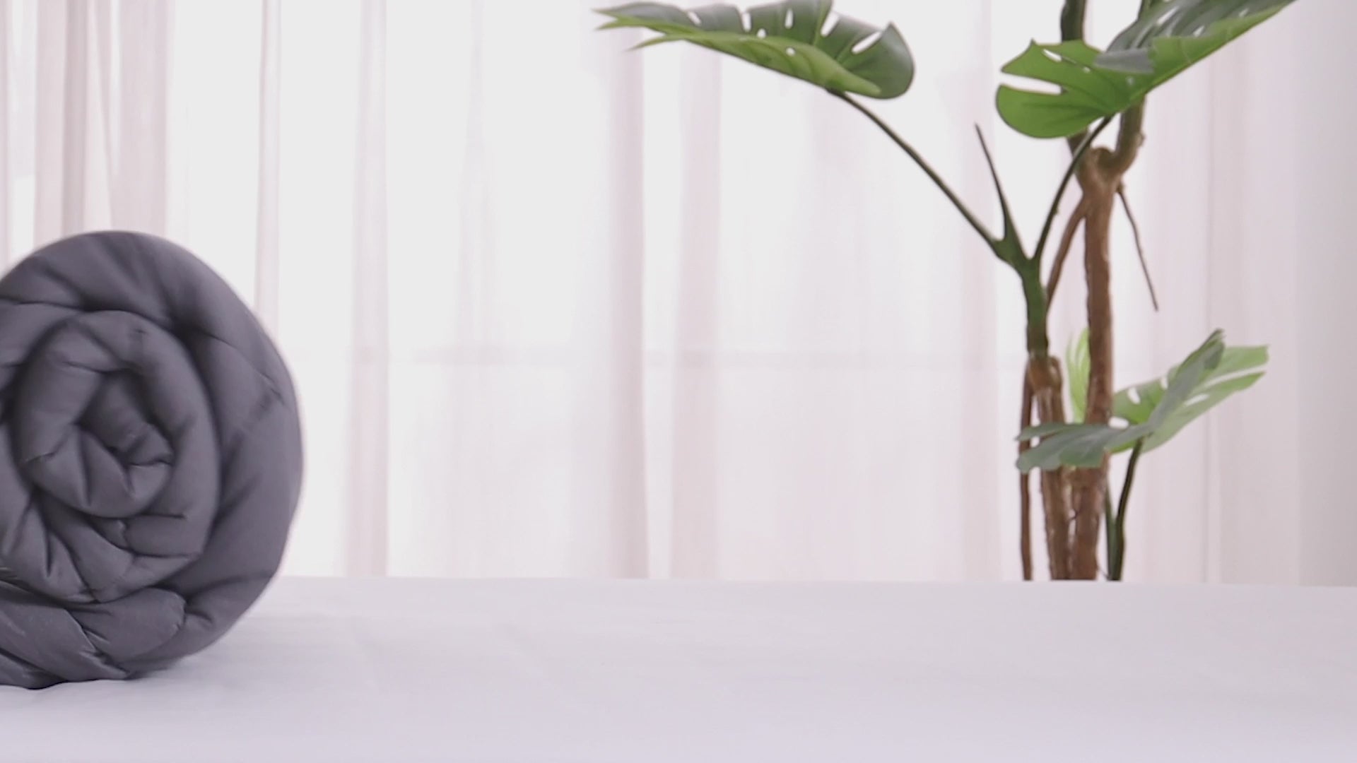 Waterproof Cooling Mattress Topper - Extra Thick with Deep Pockets